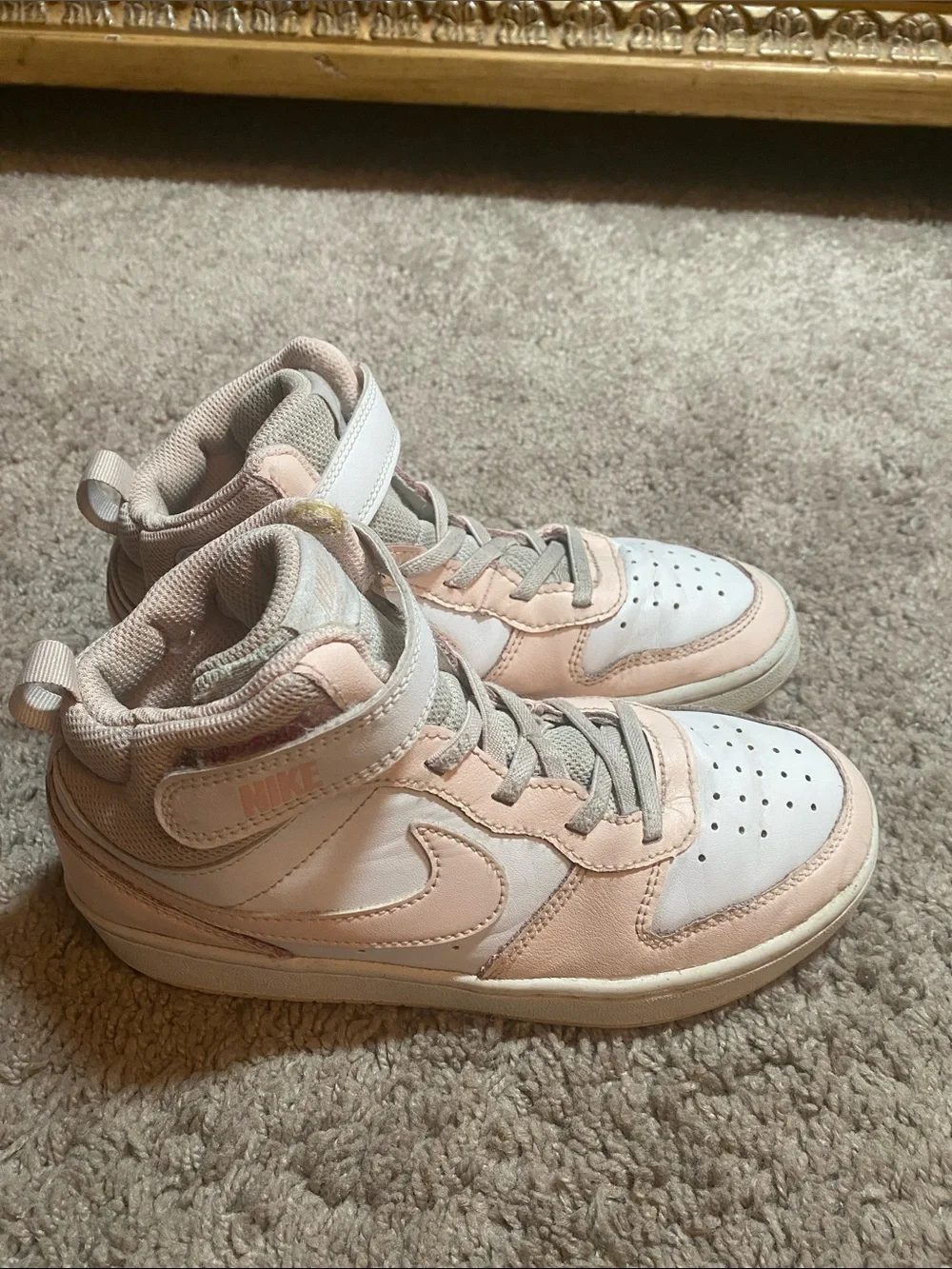 Nike Court Borough Hi Sneakers in Light Pink and White size 3Y